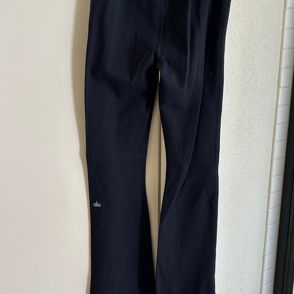 ALO airbrush bootcut leggings medium